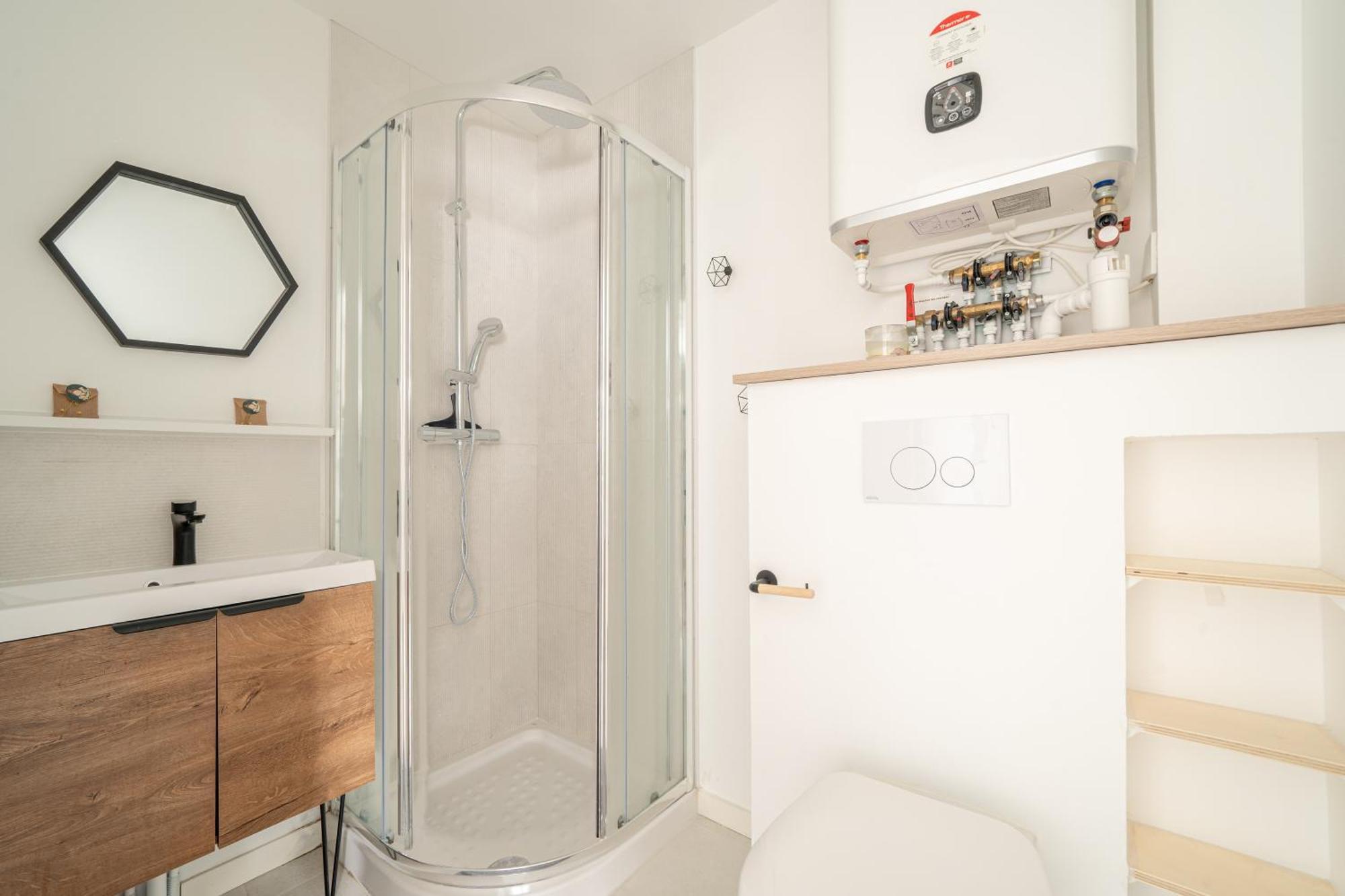 Suite Le Studio Litchi Baigne De Lumieres & Proche Des Plages Saint-Nazaire  Exterior photo